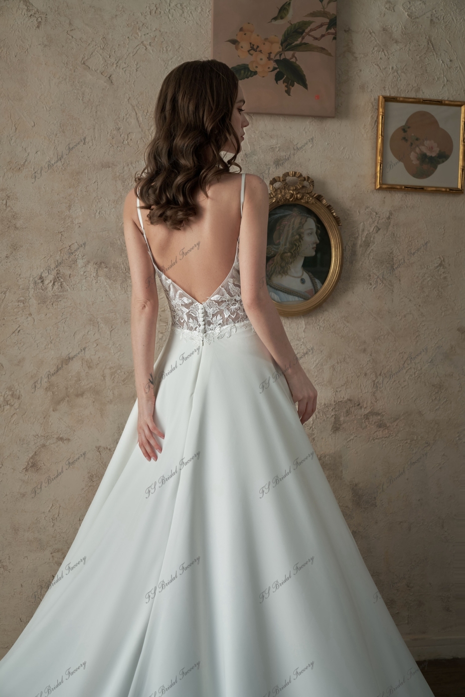 Romantic Sweetheart A-Line Bridal Gown With Rose Lace Cutout Train