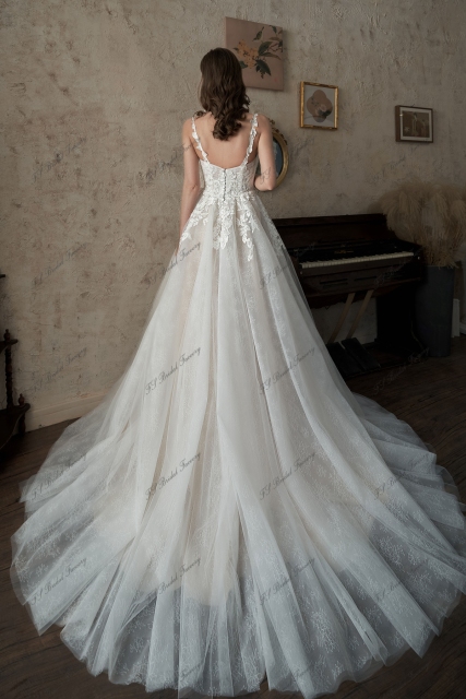 A-Line Beading Lace Applique Wedding Dress