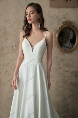Romantic Sweetheart A-Line Bridal Gown With Rose Lace Cutout Train