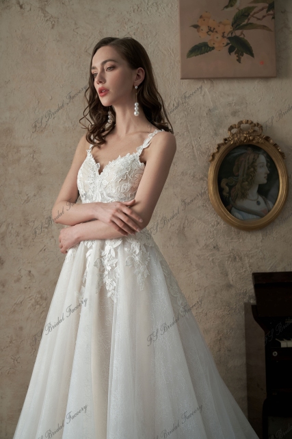 A-Line Beading Lace Applique Wedding Dress