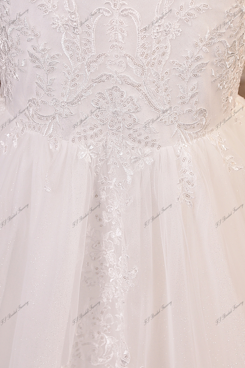 Glitter Tulle Mermaid Wedding Dress With Deep V-neck And Lace Appliqués