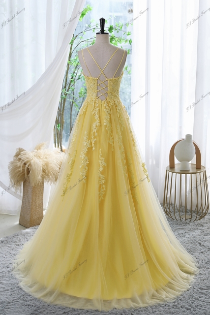 Tulle Prom Gown With Double Spaghetti Straps And Floral Appliqués