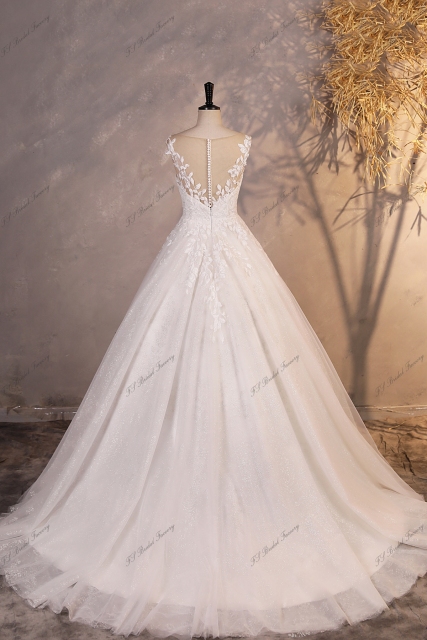 Glitter Tulle Ball Gown Wedding Dress With Illusion Lace Appliques Neckline