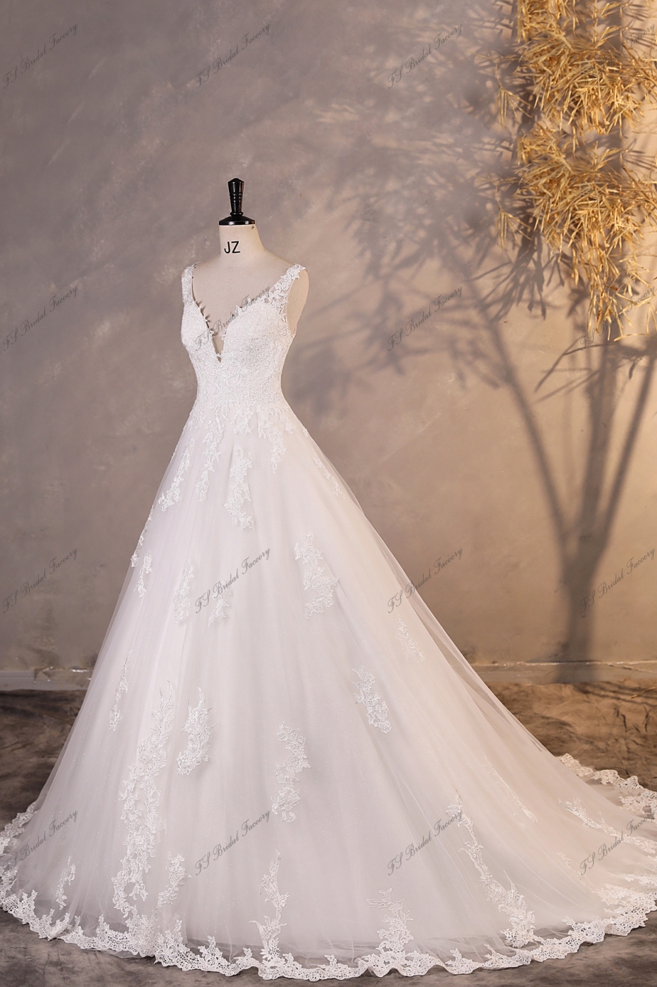 Plunging V-back Lace Appliqués Bridal Gown