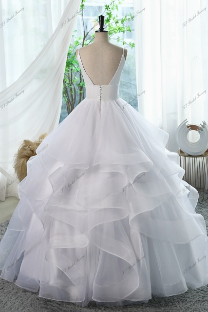 Ball Gown Bridal Dress With Ruffled Skirt