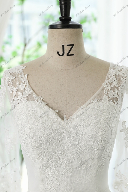 Lace Applique Crepe Mermaid Wedding Dresses