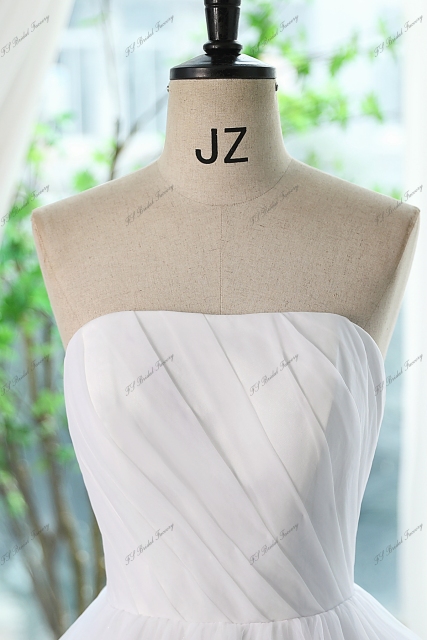 Straight Neckline Ball Gown Bridal Dress