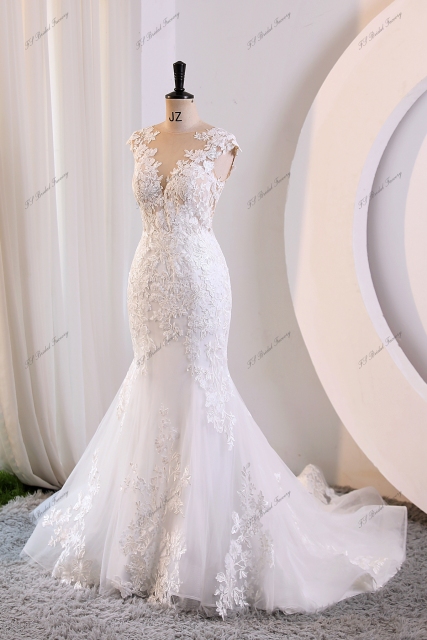 Illusion V-back Mermaid Wedding Gown