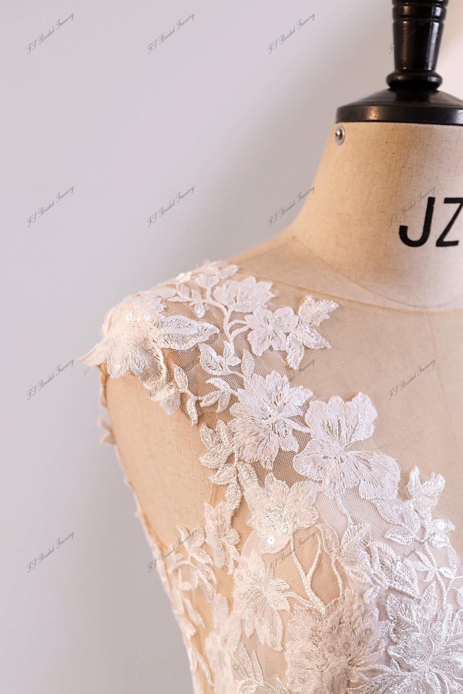 Illusion V-back Mermaid Wedding Gown