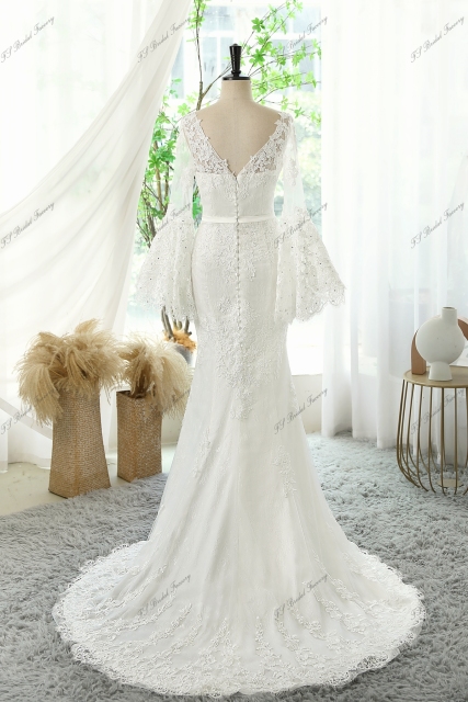 Lace Applique Crepe Mermaid Wedding Dresses