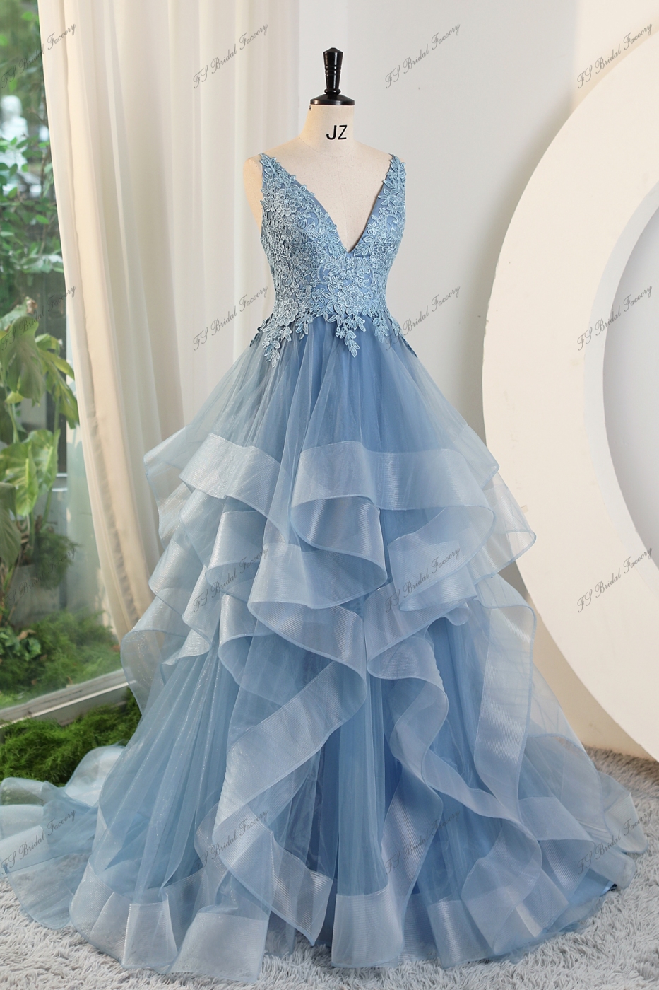 Tulle Prom Dress With Floral Appliqués And Spaghetti Straps