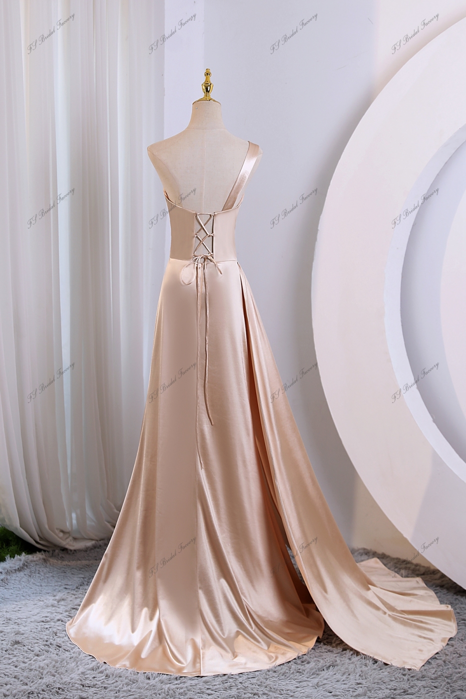 Gorgeous Prom Gown With One Shoulder