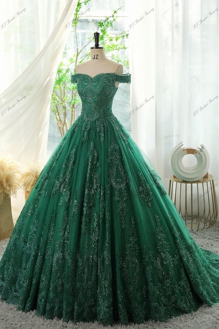Gorgeous Tulle Ball Gown Prom Dress With Off The Shoulder And Sweetheart