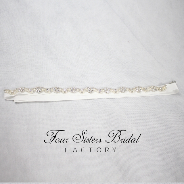 Wholesale Crystals And Pearls Bridal Belt