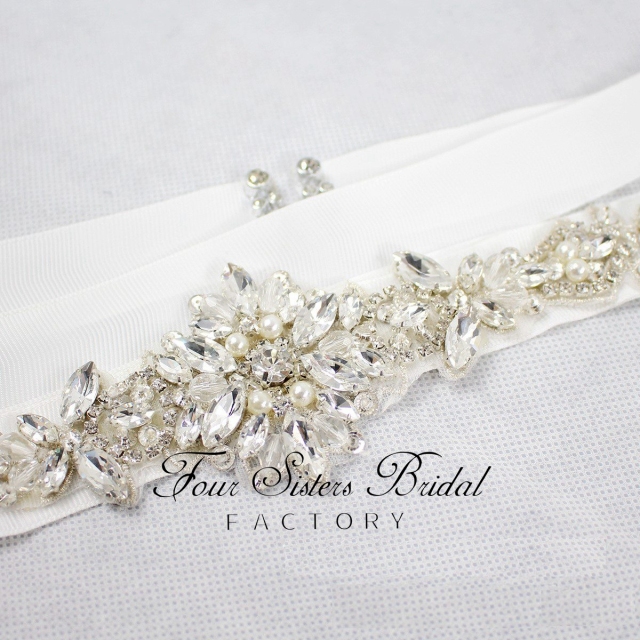 Glistering Rhinestones And Pearls Satin Wedding Sash