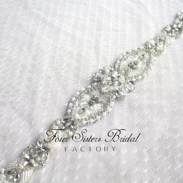 Glistering Rhinestones And Pearls Satin Wedding Sash