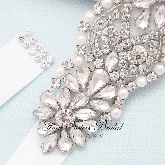 Gorgeous Rhinestone Satin Ribbon Bridal Belt