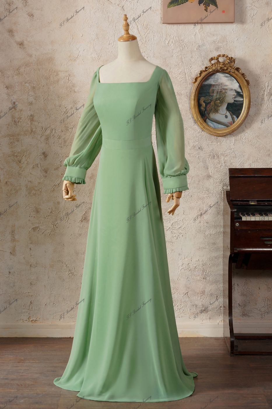 Elegant Long Sleeve Square Neckline Bridesmaid Dress