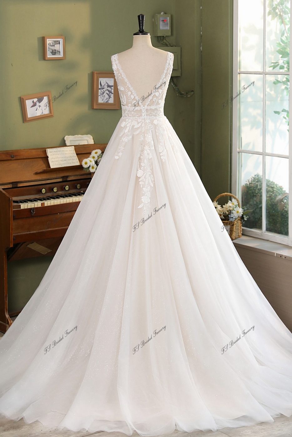 White Lace Beading A Line V Neck Wedding Dress main image 0