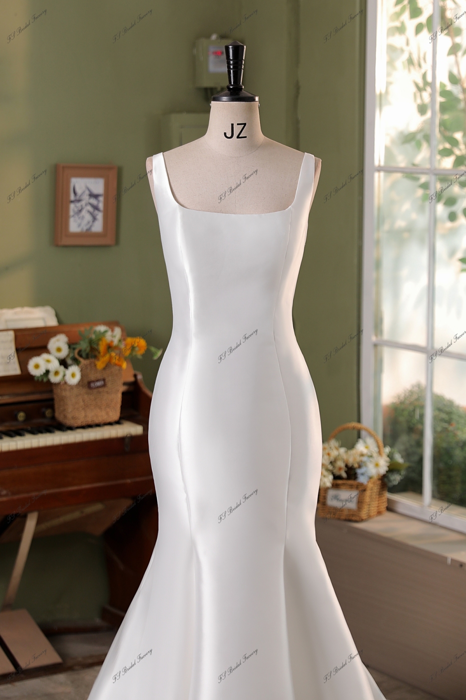 Simple Mikado Mermaid Bridal Dress With Detached Tie