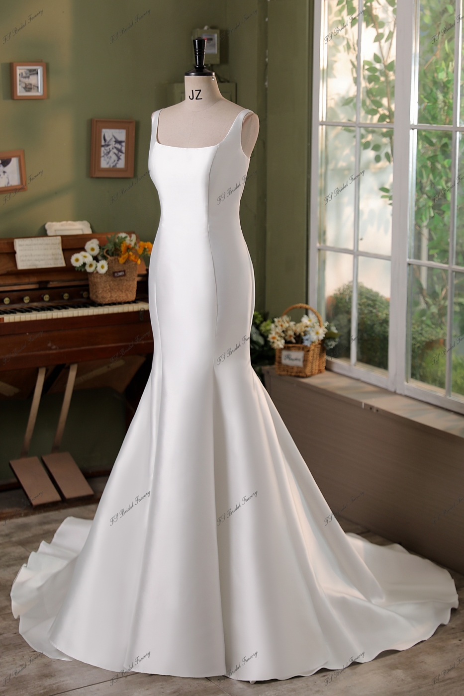 Simple Mikado Mermaid Bridal Dress With Detached Tie
