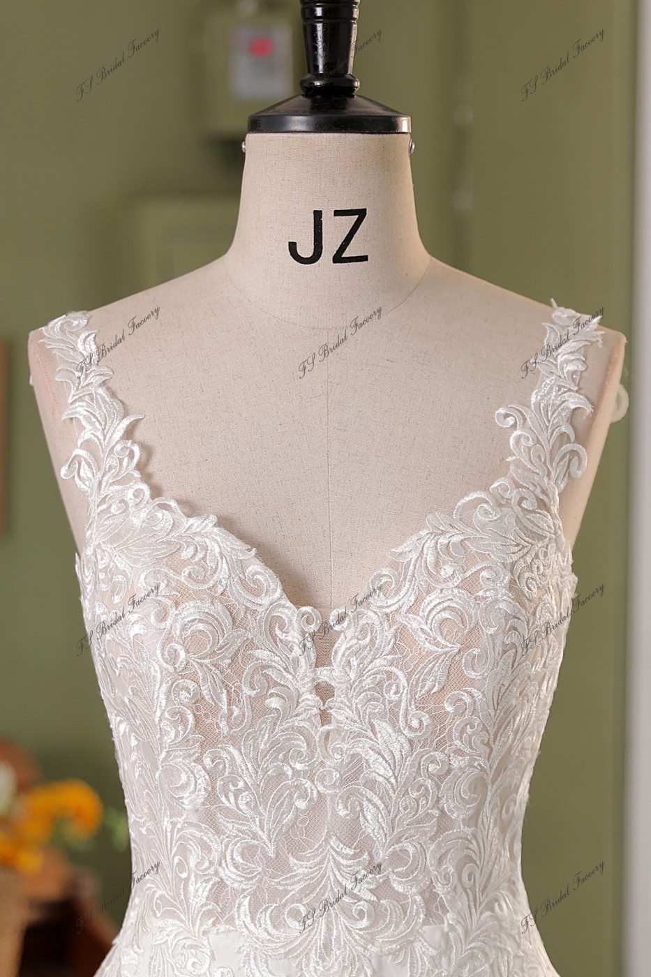 Lace Crepe Mermaid Bridal Dress