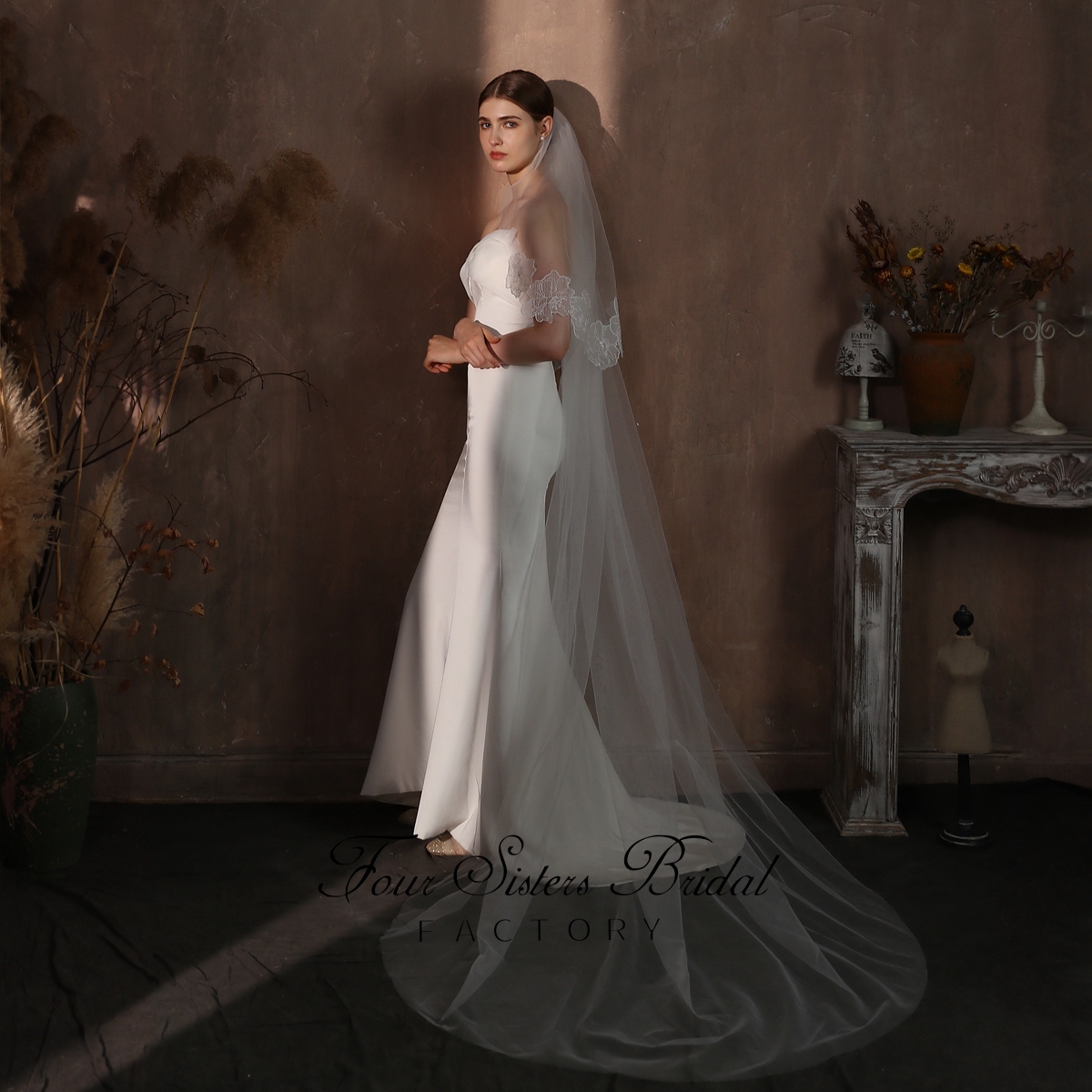 Two Layers Delicate Lace Flowers Veil