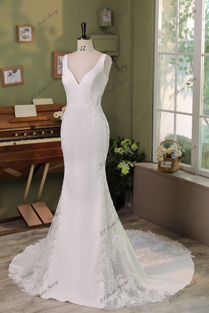 Lace Crepe Mermaid Bridal Dress
