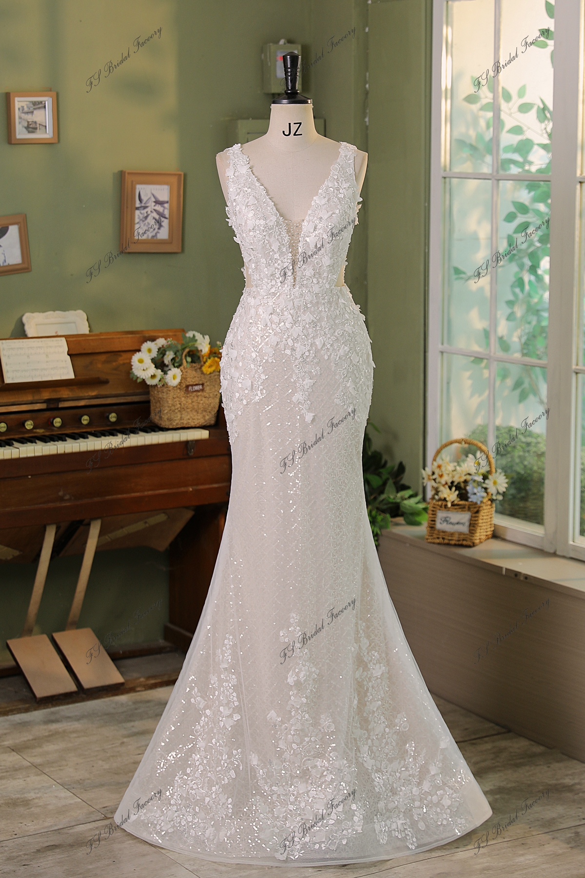 Fantastic Mermaid Tulle Wedding Dresses with Lace Appliques & 3D Flowers & Beadings main image 1