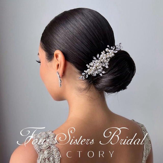 Clear Pearl Hair Pieces