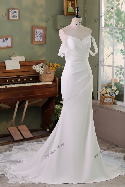 Off Shoulder Pleat Crepe Mermaid Bridal Dress With  Beading Lace Train