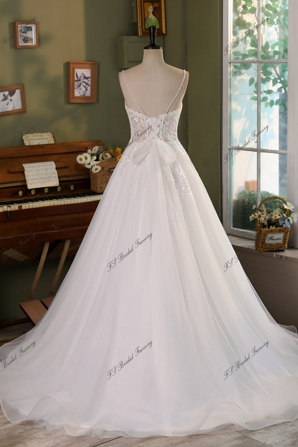 Modern Beading Lace Wedding Dress With Tulle Corset Back