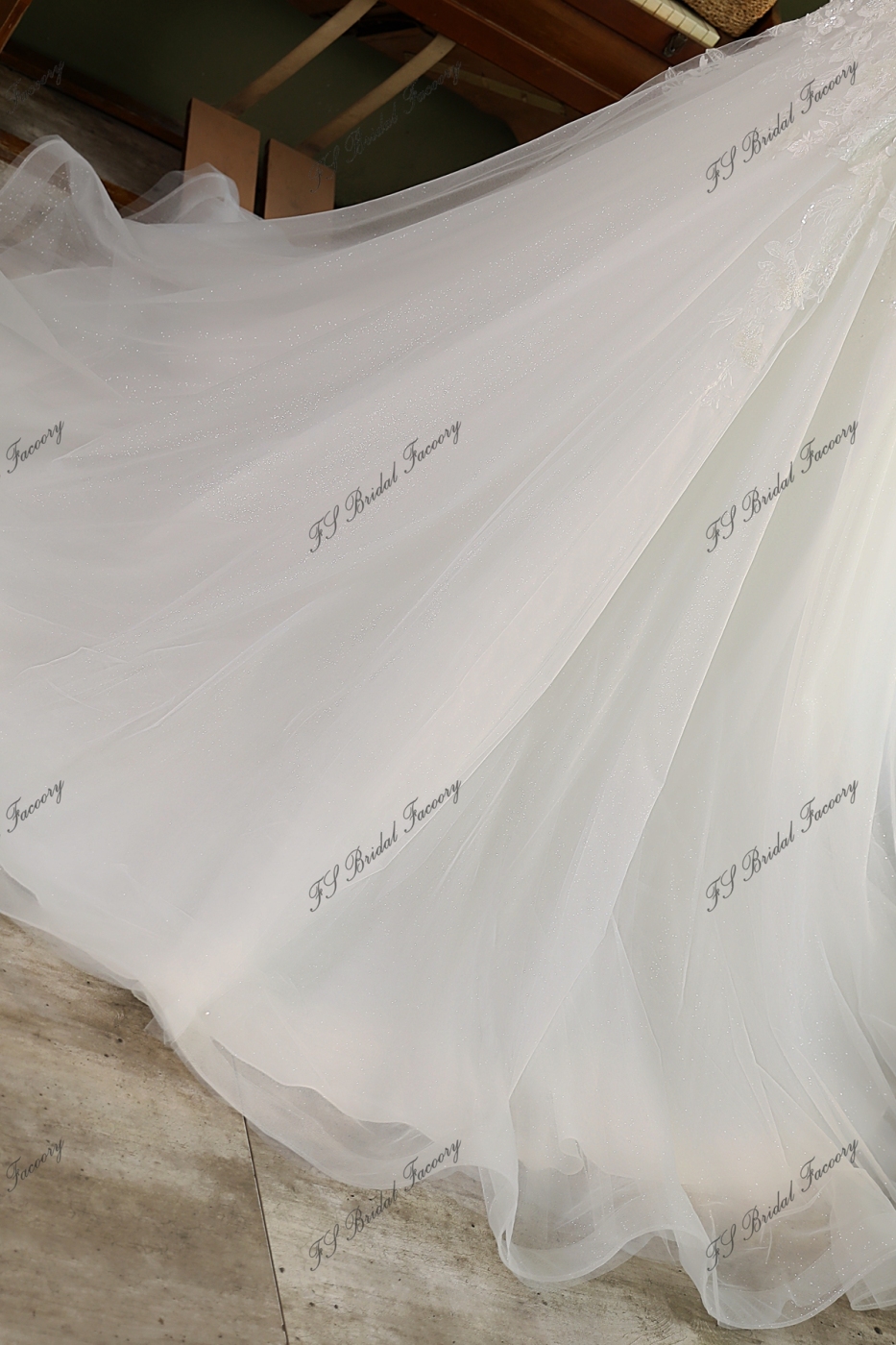 Modern  Lace Wedding Dress With Tulle Plug In