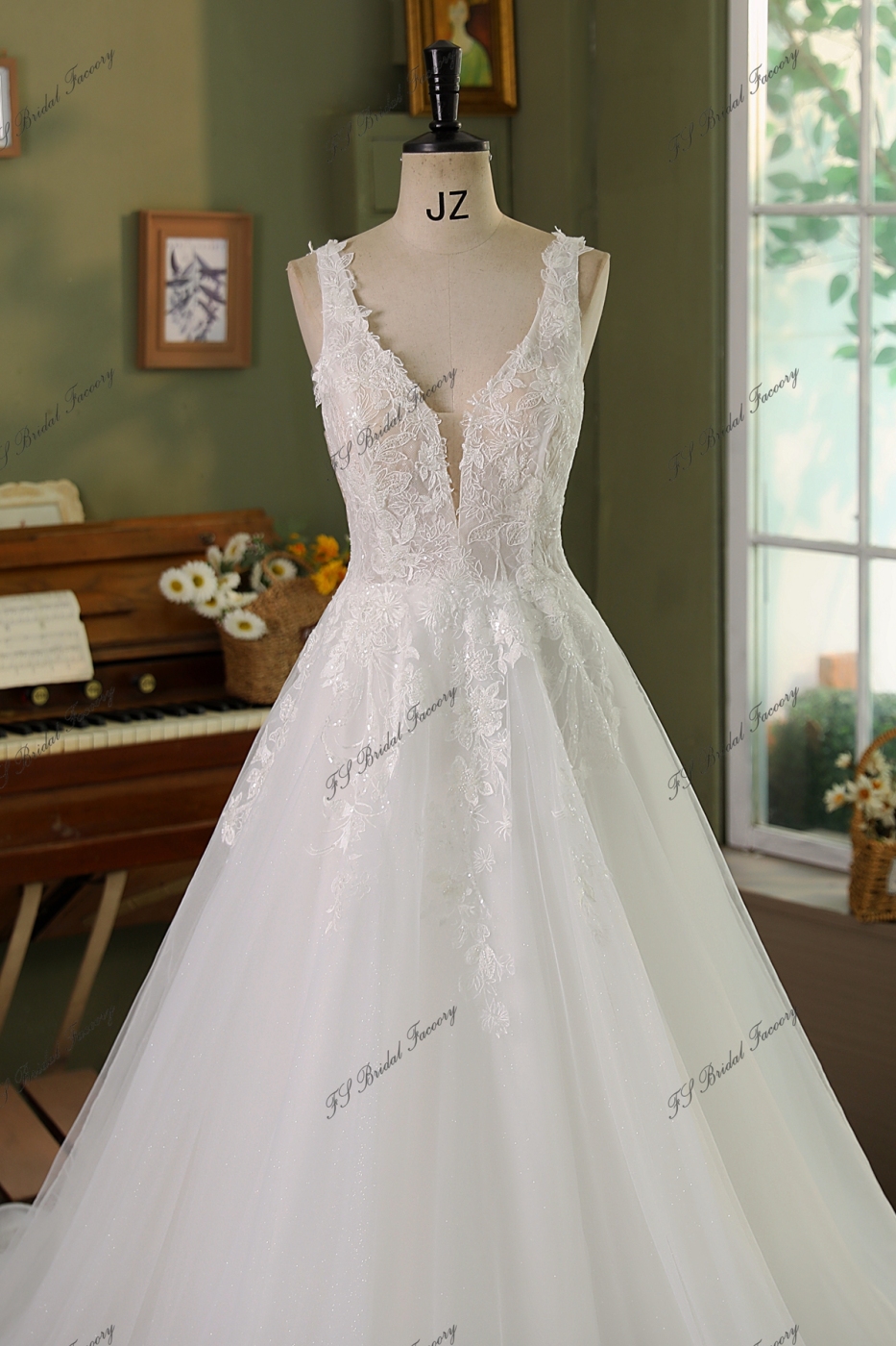 Modern  Lace Wedding Dress With Tulle Plug In