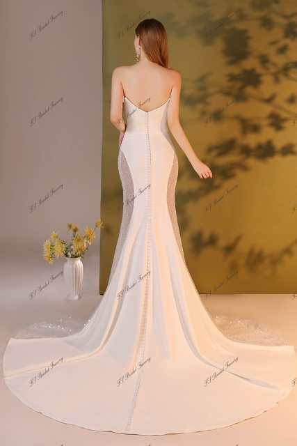 Beading Lace Crepe Bridal Dress With Detached Sleeve