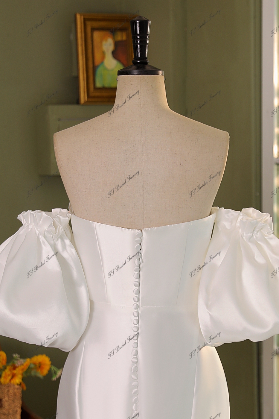 Simple Mikado Mermaid Bridal Dress With Detached Puffy Sleeve