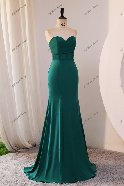 Sweet Heart Mermaid Pleat Satin Bridesmaids Dress With Slit