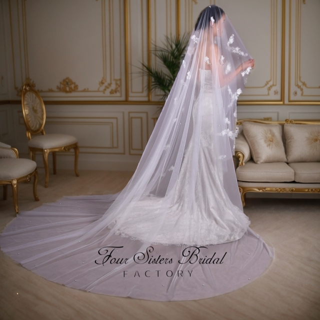 3D Flowers Bridal Veils