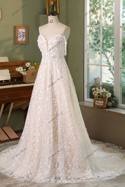 Big A Line Beading Wedding Gowns With Spaghetti Straps