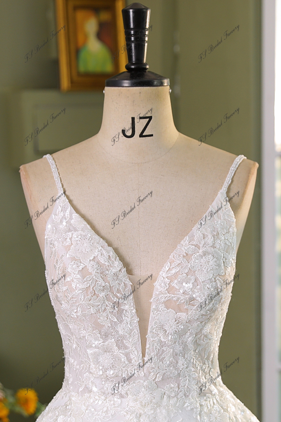 A Line Beading Lace Applique Wedding Dress