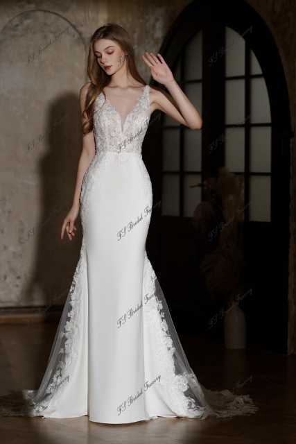 Detached Sleeve Crepe and Fit Wedding Dress