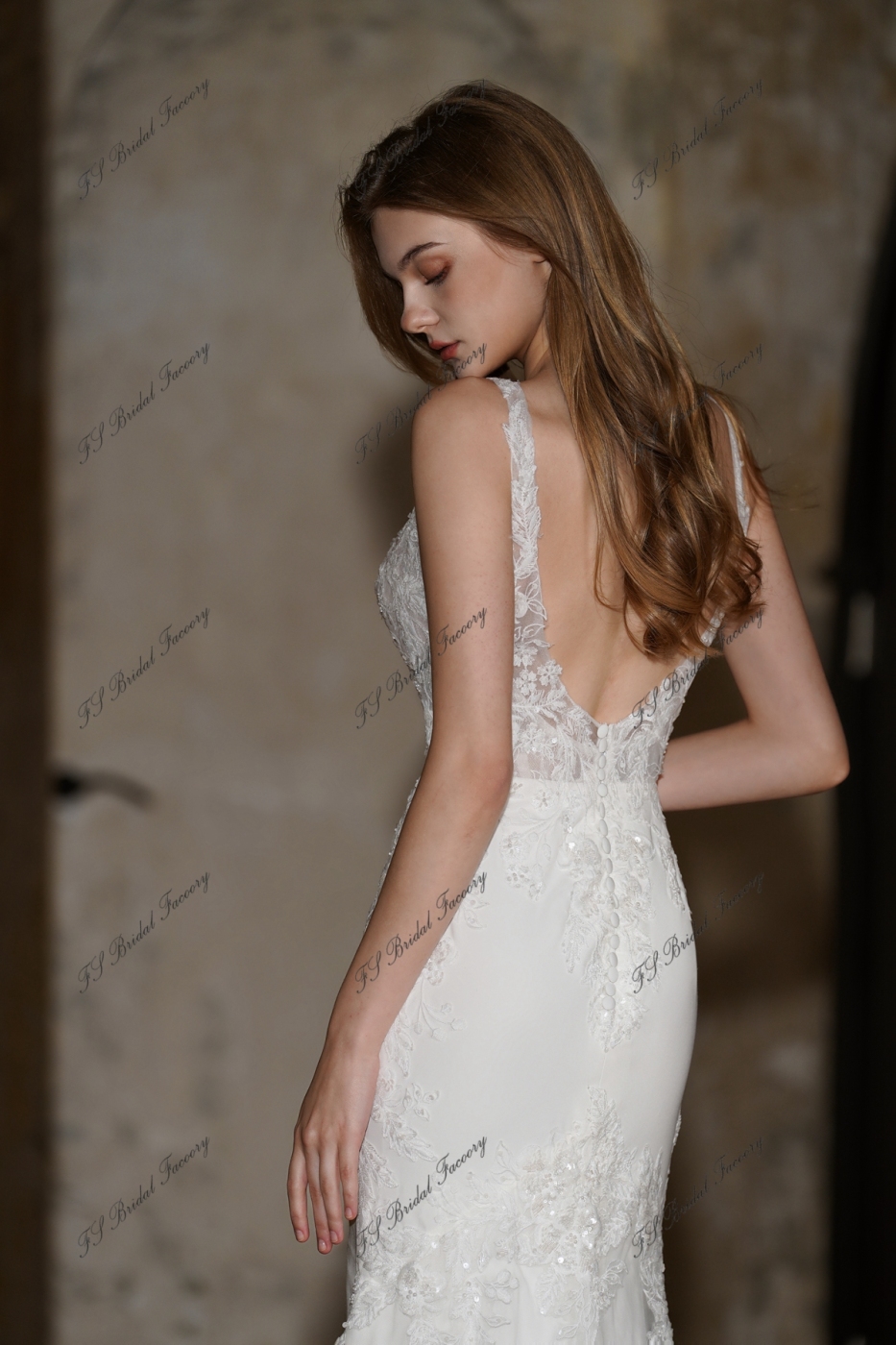 Detached Sleeve Crepe and Fit Wedding Dress