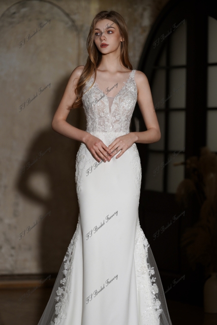 Detached Sleeve Crepe and Fit Wedding Dress