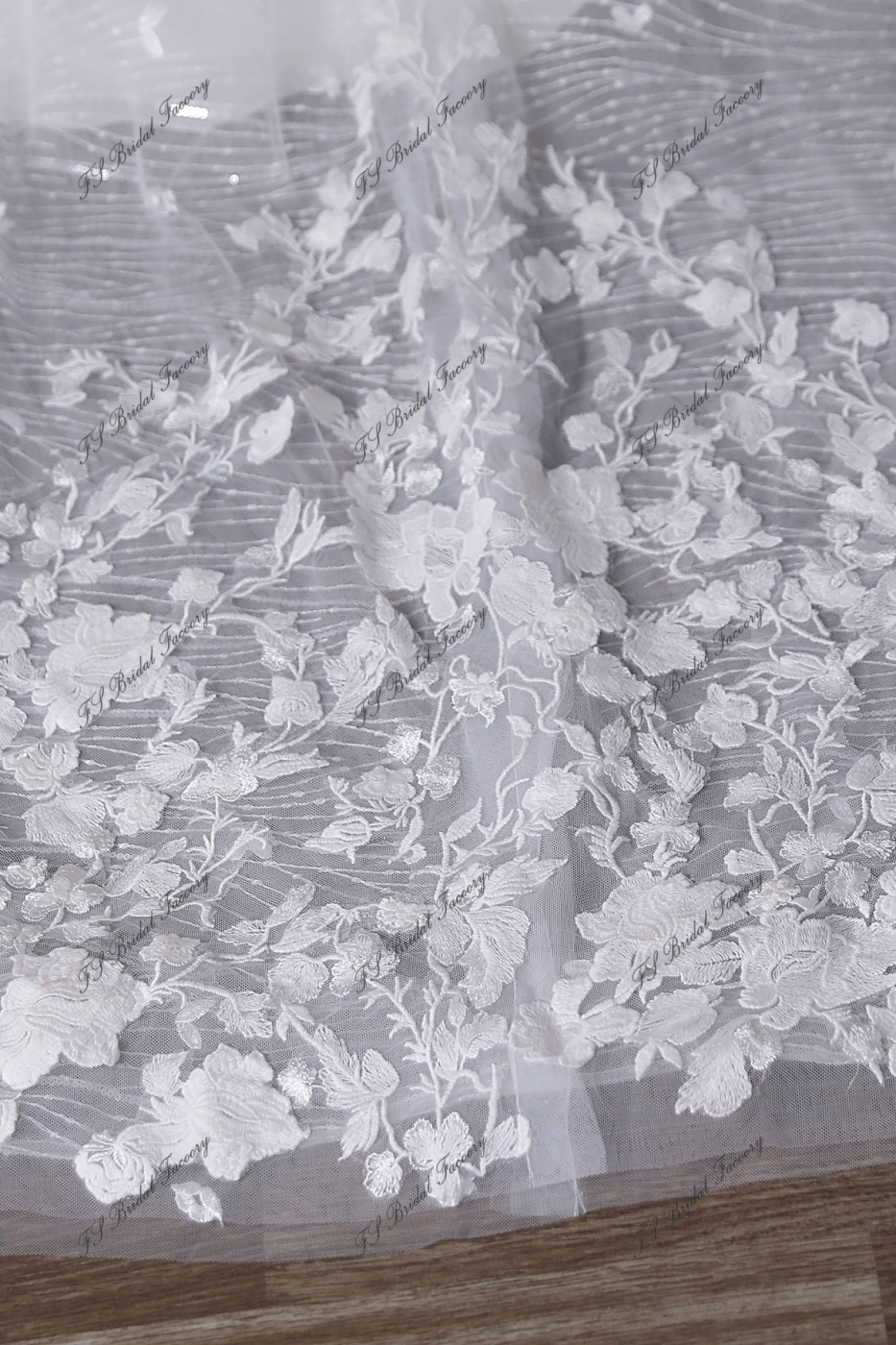 Jacquard Satin Simple Wedding Gown With Detached Boleros
