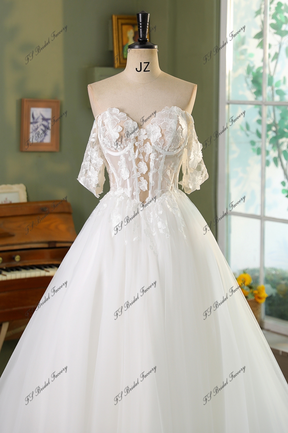 3D Flowy Lace V Basque Waist Princess Wedding Dress