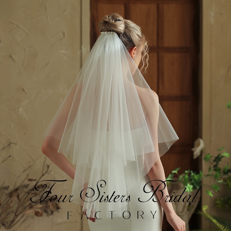 Short Plain Two Layers Bridal Veils