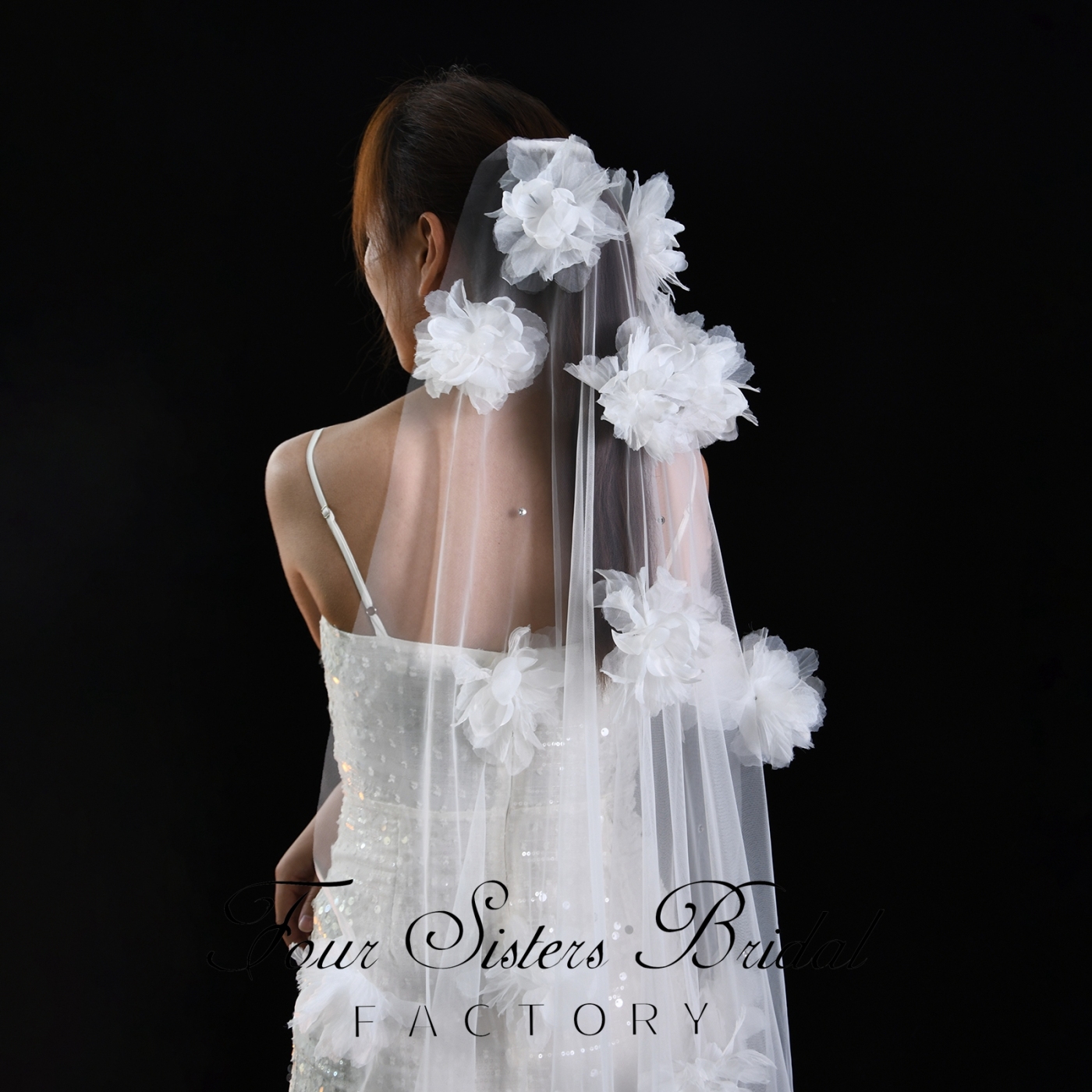 3D Beading Flowers Bridal Veils