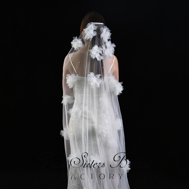 3D Beading Flowers Bridal Veils