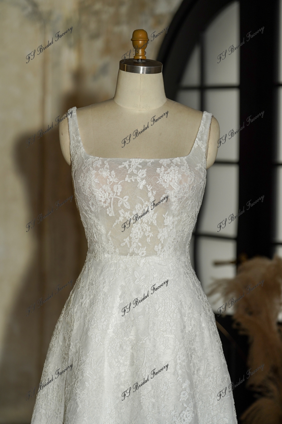 Two Pieces Lace And Detached Satin Gown With Bow