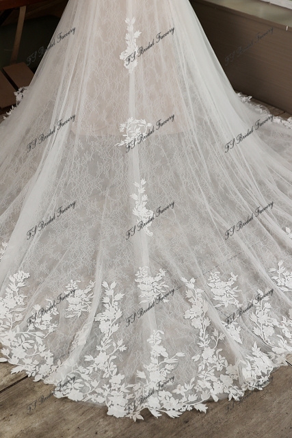 V Basque Romantic illusion corset wedding dress With Dramatic Lace Train